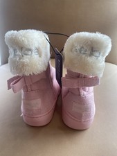 Bebe Girls Fur Cuffed Boots Pink White Cuff bebe embossed Size 9 little girl NEW