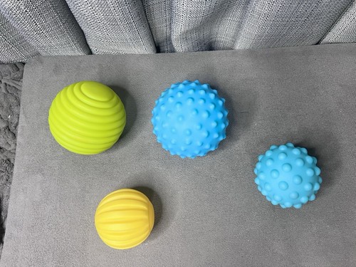 Infantino Textured Balls Sensory Ripple Stripes Baby Infant Toys Lot - Picture 2 of 9