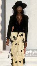 CHANEL BOUTIQUE RARE 90S BEADED CAMELLIA EMBELLISHED CC JACKET BLAZER FR40 US6/8