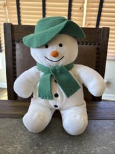 The Snowman Eden Raymond Briggs Plush Stuffed 15" Green Hat Scarf