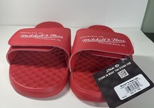 NWT Mitchell And Ness Red Sliders Men  s Size 13