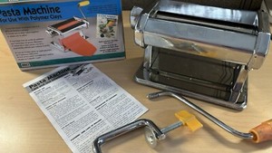 AMACO Craft Pasta Machine Great for making Clay designs