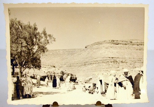 Algérie la population du village de Taberdga photographie photo Khenchela c1950