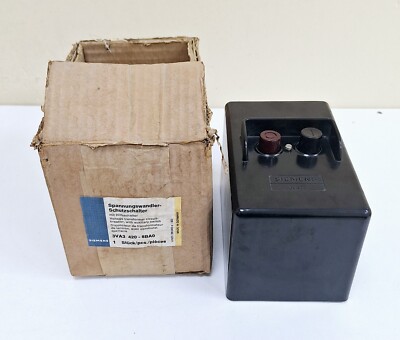 Siemens 3VA3 420-8BA0 Voltage Transformer Circuit Breaker with Auxiliary Switch