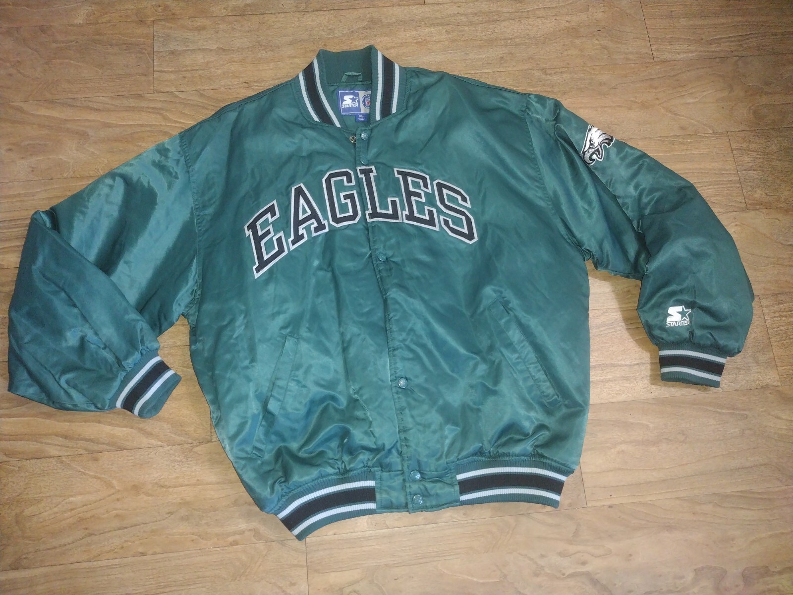 Vintage Philadelphia Eagles NFL Starter Jacket Men's Extra Large XL Green