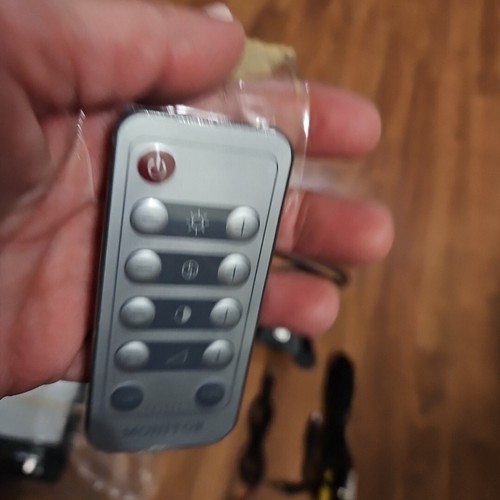NUEVO Pantalla de Audio para Coche Pirámide de Colección MV70TFT - Imagen 6 de 21
