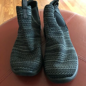 skechers pull on boots