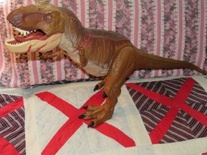 Walmart Exclusive Super Colossal Jurassic World Fallen Kingdom T Rex Free Dino Ebay
