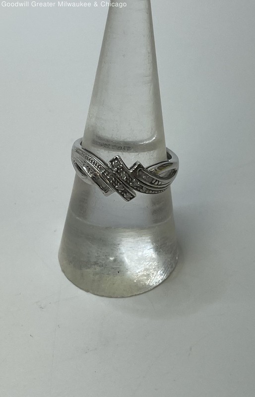 925 Sterling Silver Diamond Accent Criss-Cross Ring 2.1g
