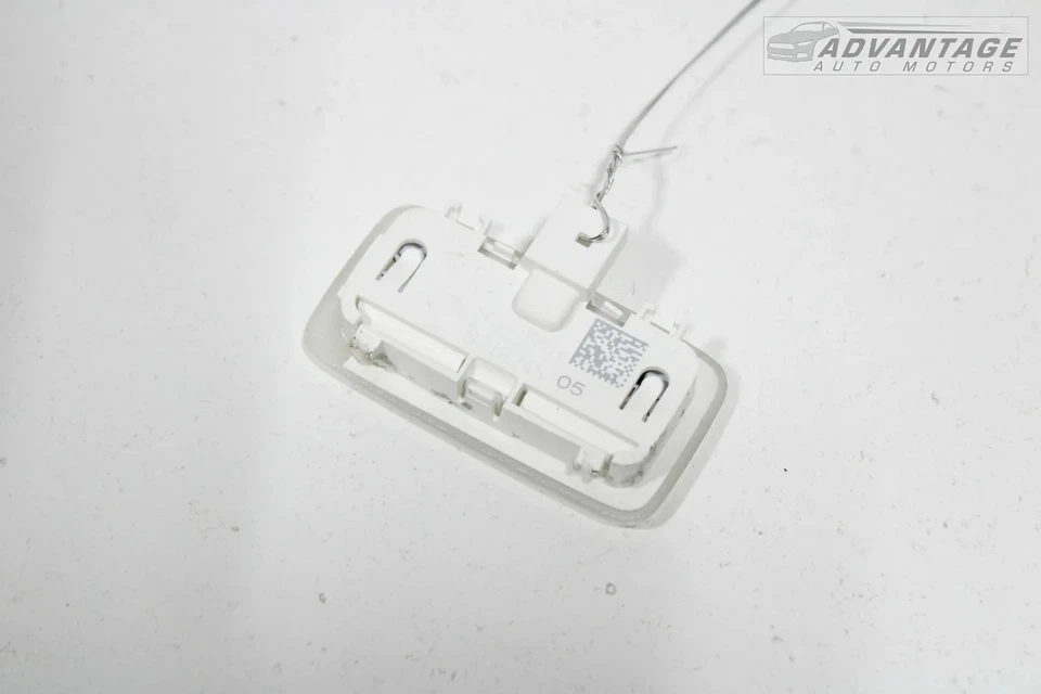 BMW 750I XDRIVE G12 2016-2022 LUZ PARASOL DELANTERO DERECHO LÁMPARA TOCADOR OEM Foto 3 de 4