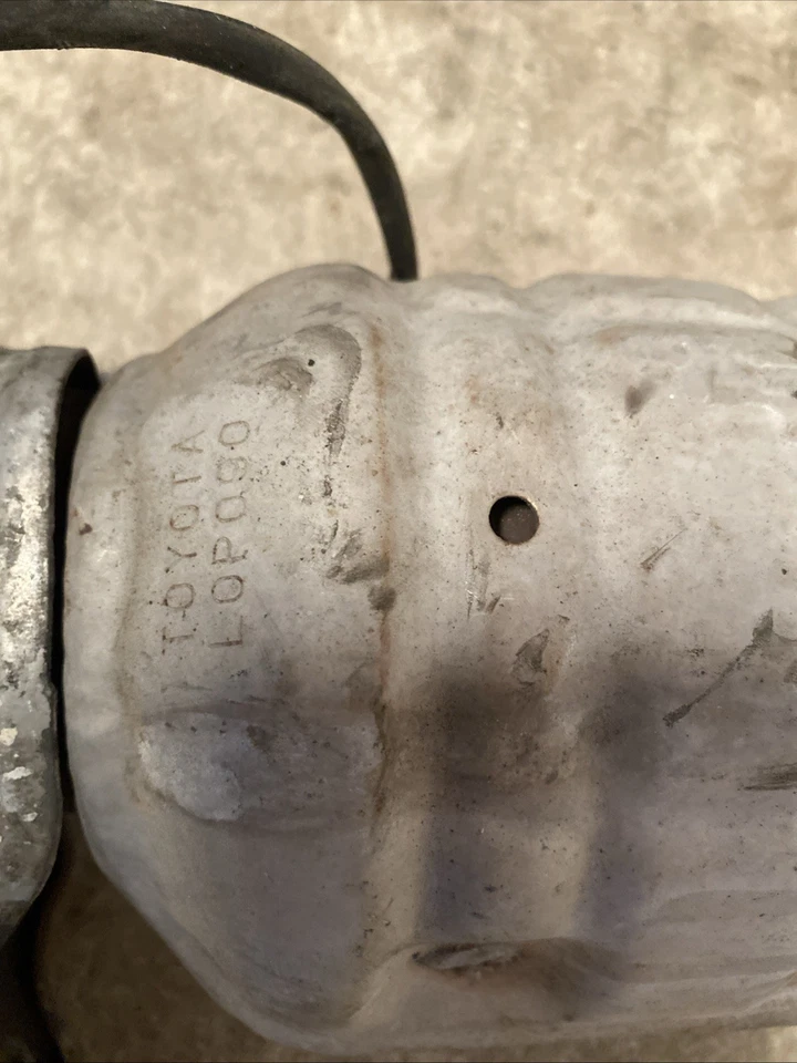 Toyota Sienna 2007-2010 3,5 L lado del pasajero derecho colector de escape OEM Foto 3 de 4