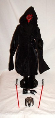 Star Wars Darth Maul Ultimate Quarter Scale action figure DST 2008 cloth costume