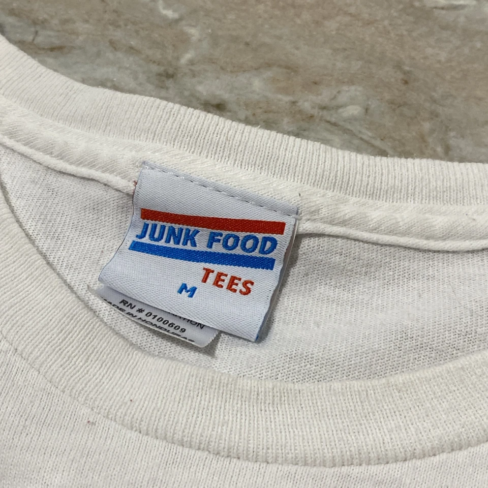 Junk Food Saving The World Is A Girls Job Wonder Woman T-Shirt Sz M Batgirl - Image 4 of 4