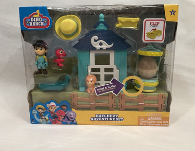 Dino Ranch Medium Environmental Hatchery Adventure Figure and Accessories Set