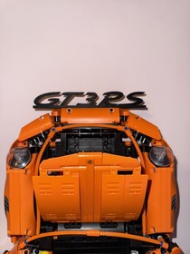 Wall Mount LEGO&reg; Technic&trade; Porsche&reg; GT3 RS 42056 Display Mount Bracket + Logo