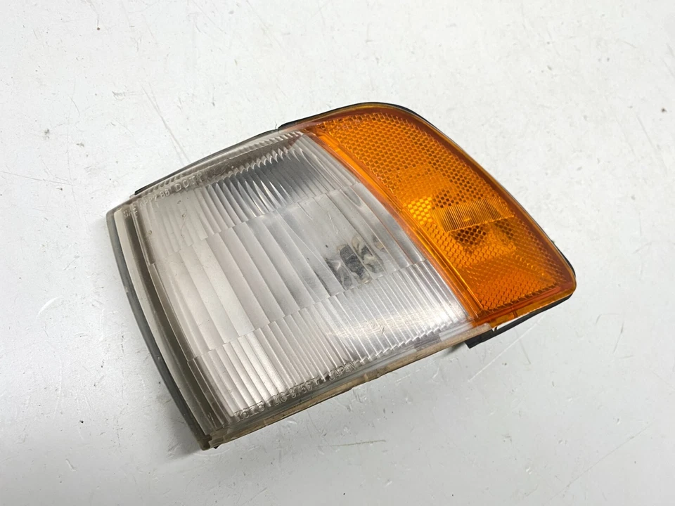 Luz intermitente delantera izquierda Mitsubishi Galant 1989-1993 OEM, 116-58460 Foto 3 de 4