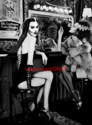 Yvonne De Carlo ''The Munsters'' ''Lily'' '60's TV Show ''Pin Up'' PHOTO! #(22)