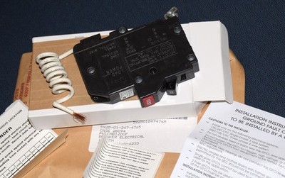 CUTLER HAMMER CHB120GF CIRCUIT BREAKER 1 POLE GROUND FAULT 120V 20A AL-CU GFCI