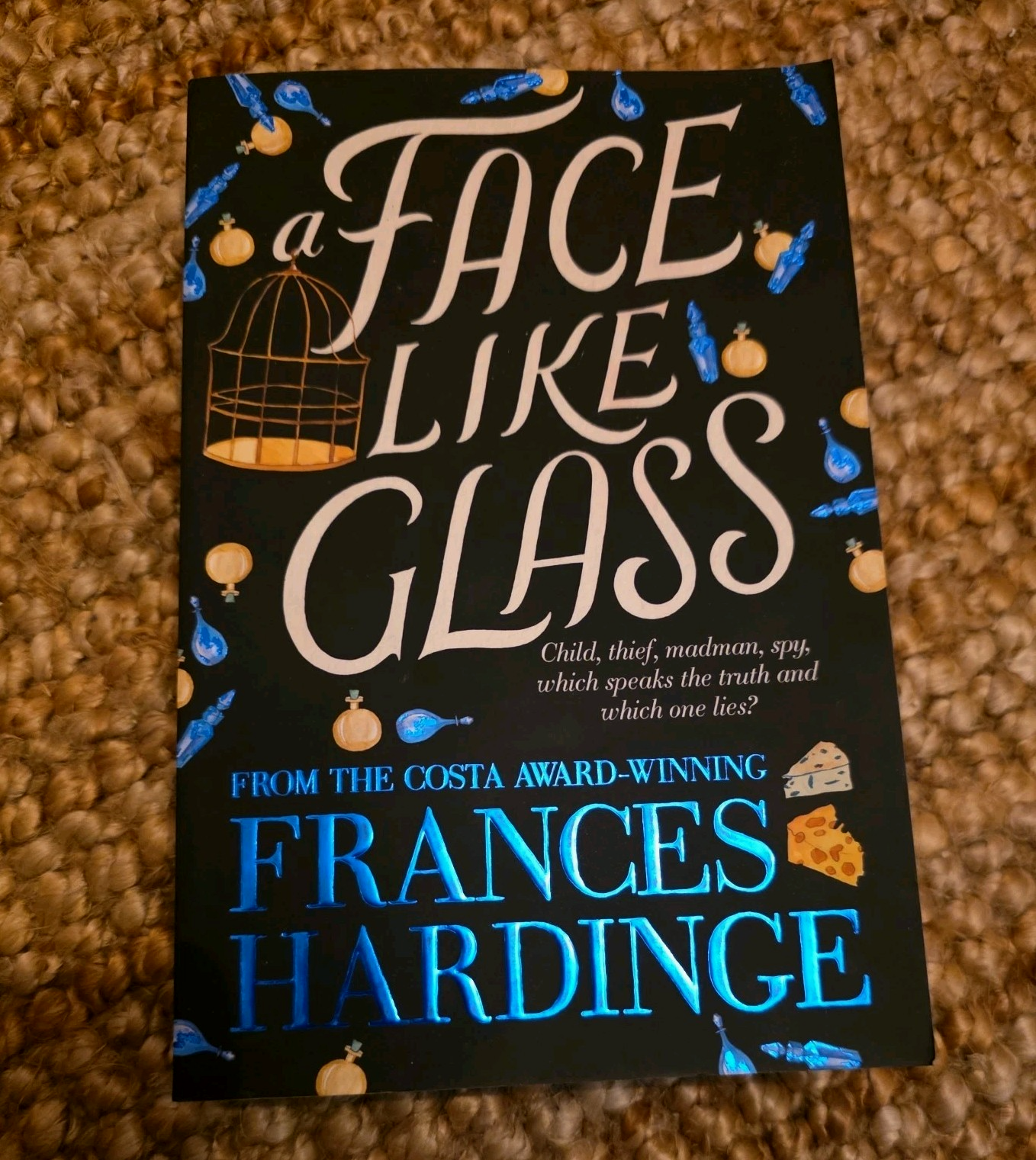 A Face Like Glass by Frances Hardinge - - Image 2
