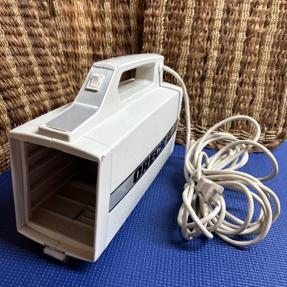 Oreck XL BB-280-A Portable Handheld Canister Vacuum ONLY - NO FRONT DOOR - Image 2 of 4