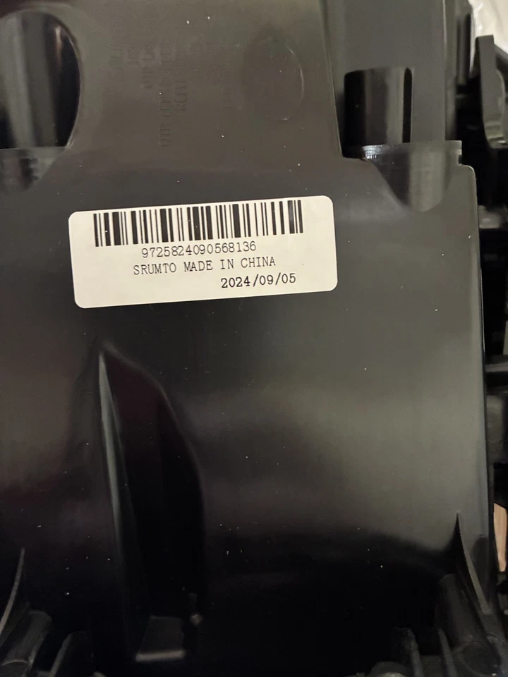 Luz trasera exterior del lado del conductor para Chevy Traverse 2018-2021 (con Redline) no OEM Foto 3 de 4