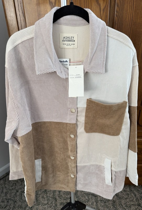 NWT Women’s Ashley Outerwear Multi Color Button Up Size XL