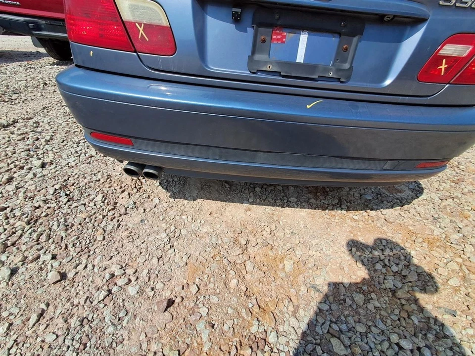 (LOCAL PICKUP ONLY) Rear Bumper Convertible Fits 01-03 BMW 325i 2542555 Foto 2 de 4