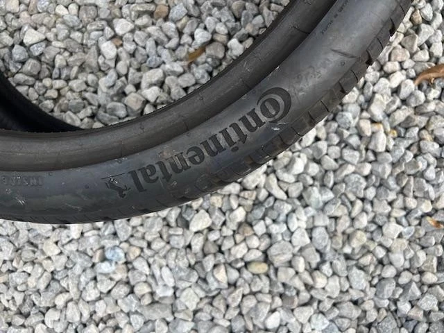 TWO 235/35ZR19 Continental ExtremeContact DWS06 Plus 91Y - 9/32 235 35 19 TIRE - Image 4 of 4