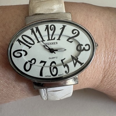 VINTAGE BIJOUX TERNER Watch White And Chrome  - QUARTZ- K-16604 Needs Battery