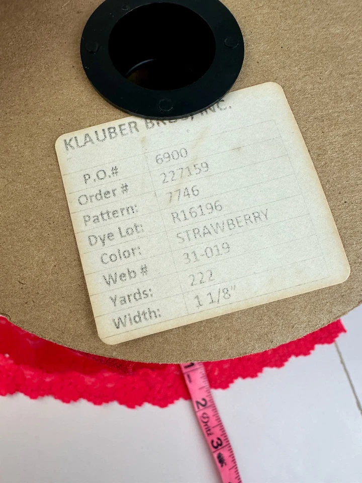 Lote de adornos de encaje elástico 1 1/8" W 400 YDs 2 carretes lencería de costura/Klauber Brothers Foto 3 de 4