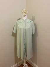 1960s/70s Vintage Aqua Shadowline Two Piece Nightgown And Peignoir Set