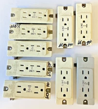 STEELCASE 98665 PLUG PANEL RECEPTACLE 120V 15A 660U ***LOTOF9***