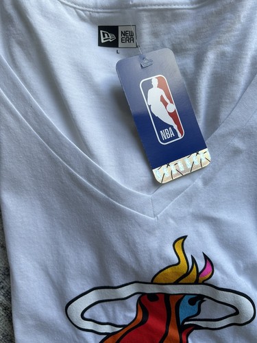 NWT Miami Heat Store Women’s V Neck T Shirt By New Era: Size L - Picture 5 of 5