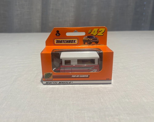 Matchbox 1-75: Pop-Up Camper - Red / White - MB 42. 2000. NISB. Vintage, Rare.