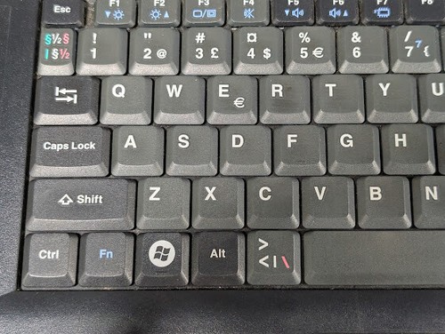 Panasonic CF-52 Laptop - For Parts, Signs of Use, No Accessories - Picture 4 of 15