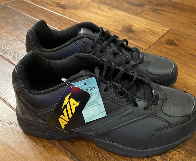 avia tennis shoes wide width