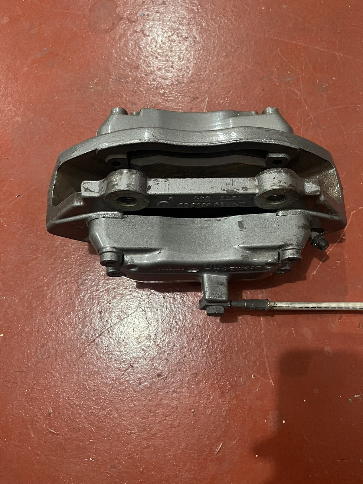 04-08 Maserati Quattroporte M139 BREMBO FRONT RIGHT RH BRAKE CALIPER OEM & LINE