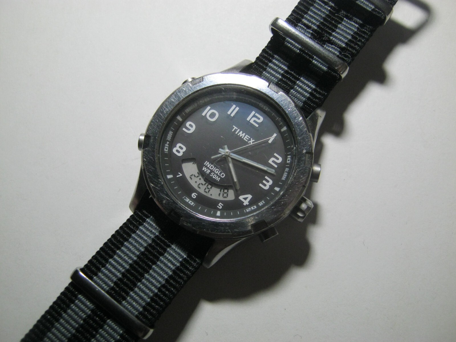 Timex men's watch 40mm Digital Alarm/Analog   new battery