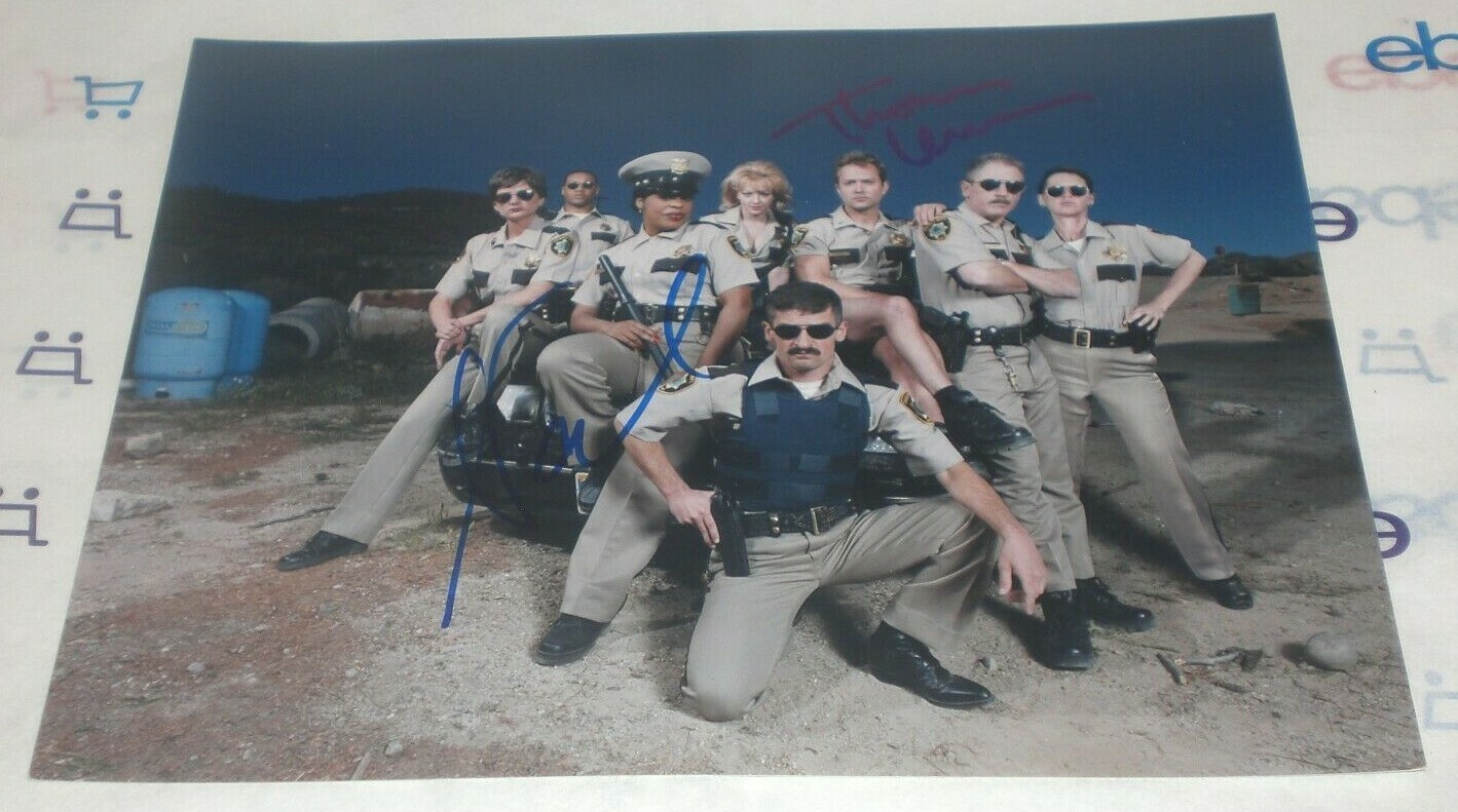 Picture 1 of 2