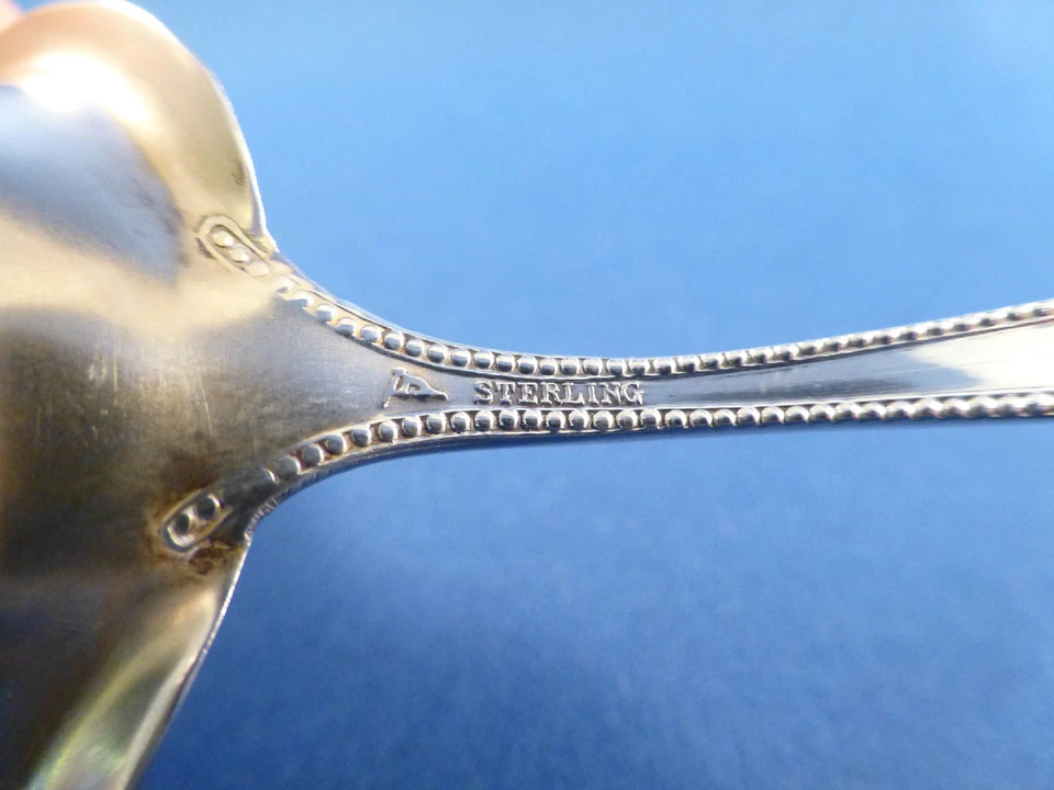 CUCHARA DE ALMENDRAS ESTERLINAS PLYMOUTH-WATSON Foto 3 de 3