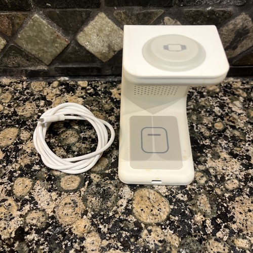 Wireless Fast Charging Station 3 in 1 - 第 1/4 張圖片