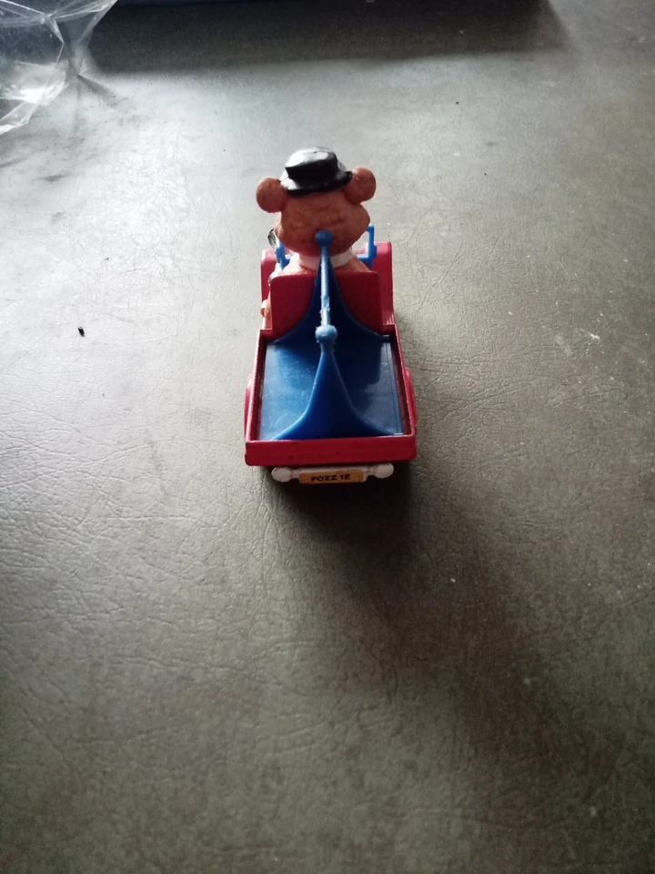 Vintage Corgi The Muppet Show 25 Years Fozzie Bear Car Muppets Collectible - Image 4 of 4