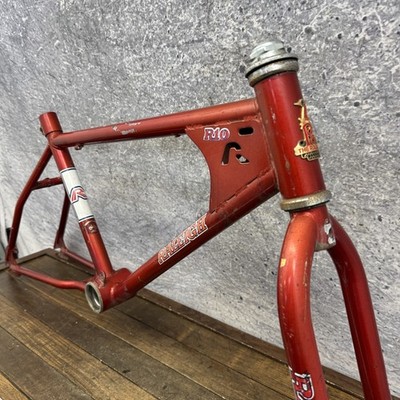Vintage Raleigh R10 BMX Frame Fork 1980s Gusset Cutout Old School