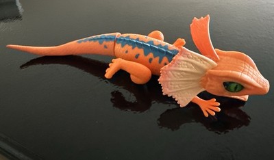 Zuru Robo Alive Frilled Neck Lizard Robot Walking Toy Non working, Parts Only