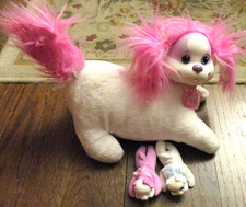 Hasbro Plush Puppy Surprise White Pink Sparkle Mom  2 Baby Puppies Necklace Fun