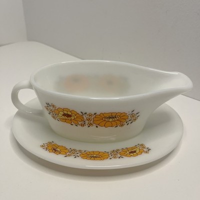 JAJ Pyrex Milchglas Ringelblume Retro Sauciere & Untertasse Vintage sehr guter Zustand Geschenk