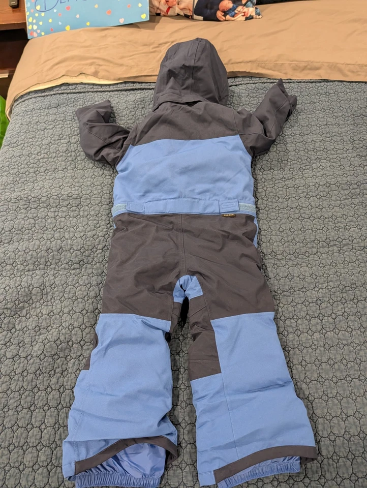 Burton 2L niño una pieza esquí/traje de nieve, talla 4T, nuevo con etiquetas Foto 4 de 4