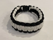 White & Black Fashionable Survival 550 Paracord Bracelet w/Buckle New 8” USA