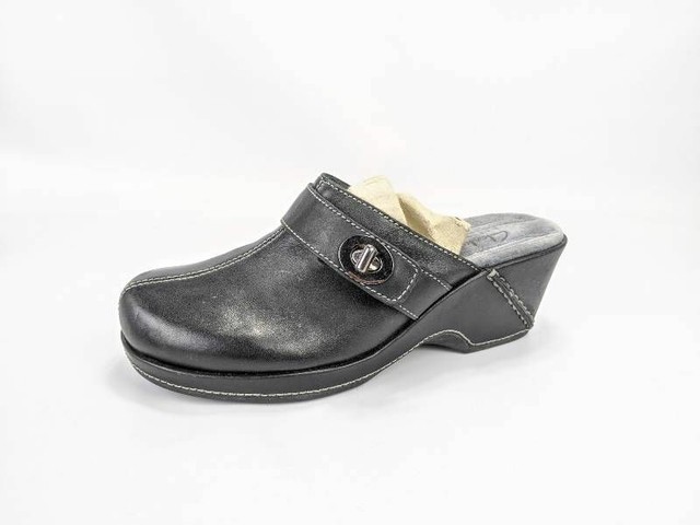 clarks artisan mules