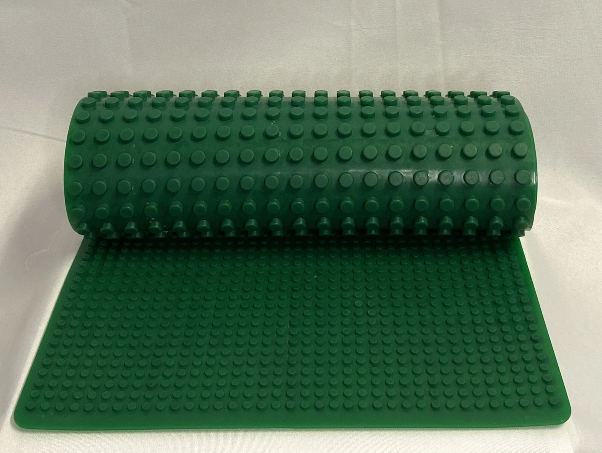 Green Silicone Lego Duplo Brick Play Mat 12 x 32 Double Sided Rollup EUC